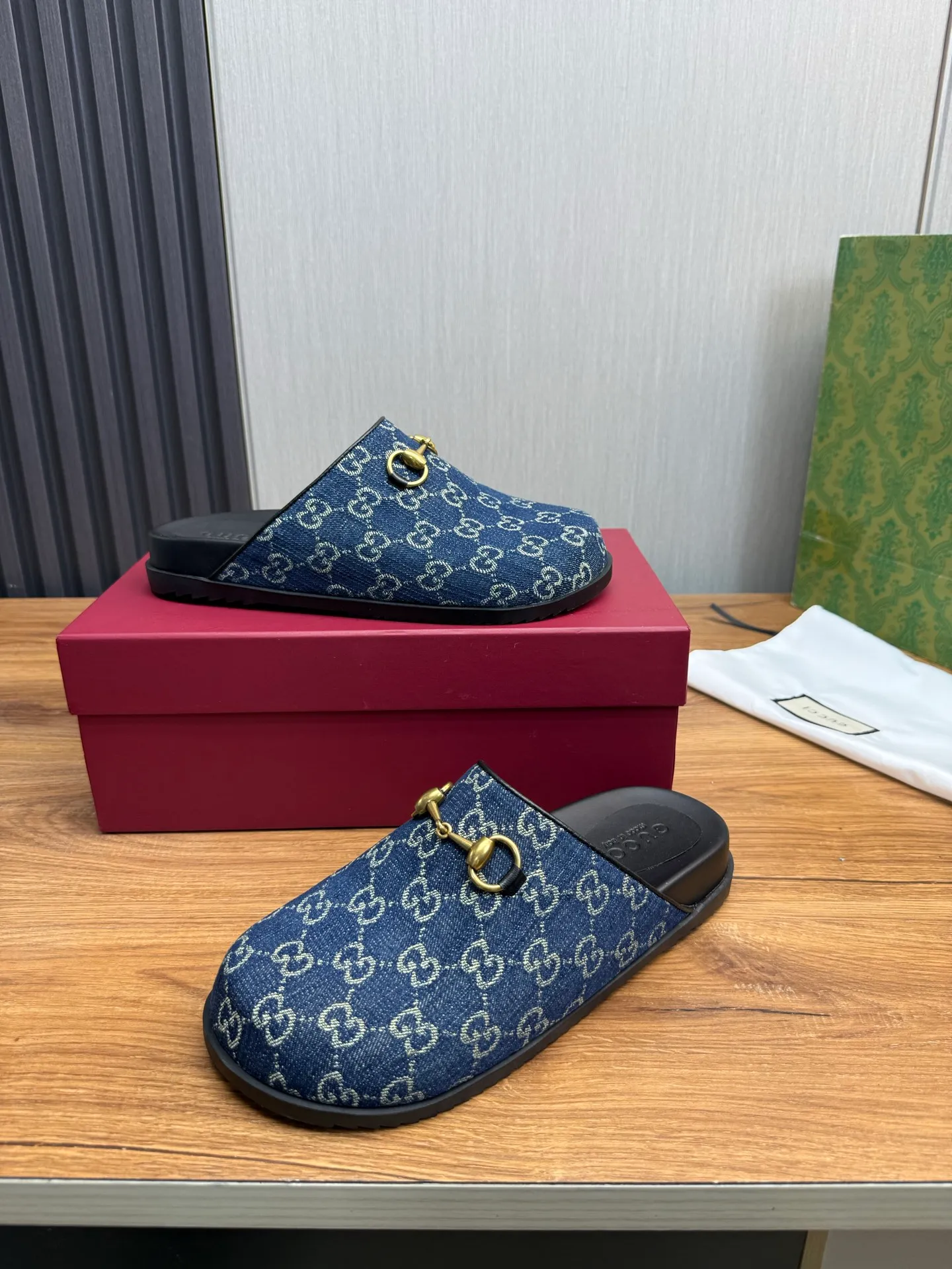 Men's men's shoes💰Pili 400💰Maoli 440💰 ＧＵＣＣＩGucci. Popular couple slippers hot sale🩷💚 🩴Official website one to one production 35-45 size 45 46 🉑️Customized!